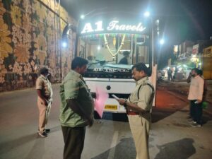 జాతీయ రోడ్డు భద్రతా మాసోత్సవాలు భాగంగా కాంట్రాక్ట్ క్యారేజ్ బస్సు లను తనిఖీ,:- మోటార్ వెహికల్ ఇన్స్పెక్టర్ కె మల్లికార్జున